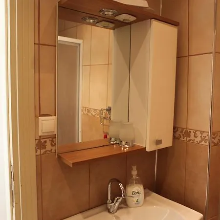 Ali's Apartman *